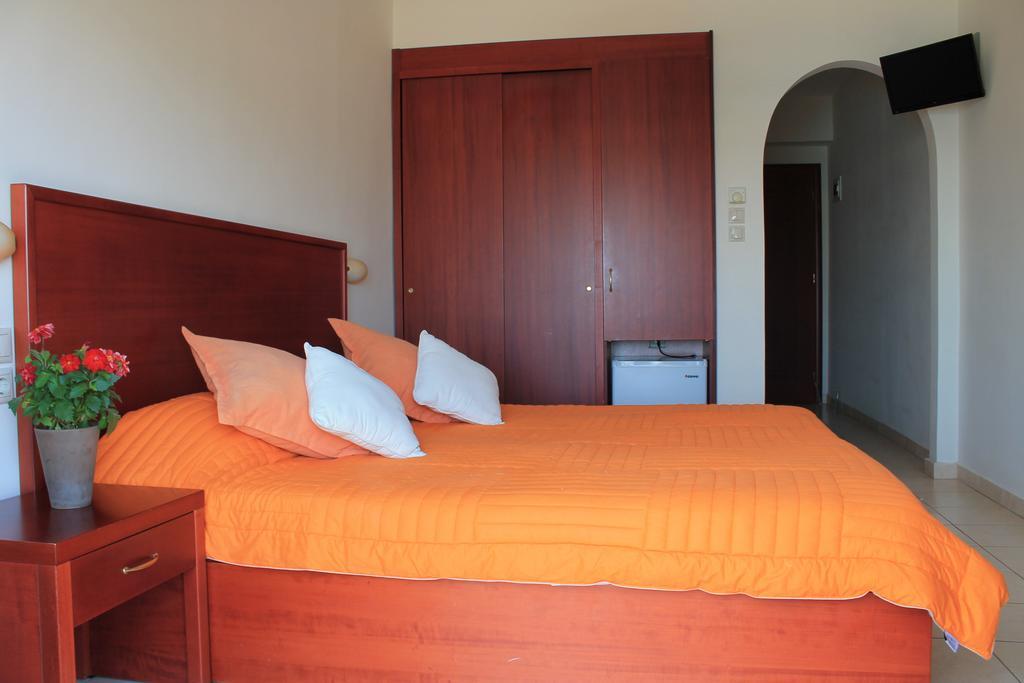 Hotel Xaris Platamonas Zimmer foto